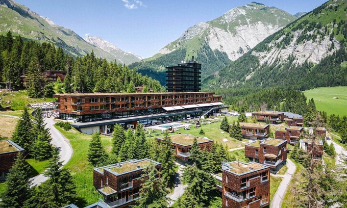 Großdorf Ski Chalet | Chalet Resort with Terrace