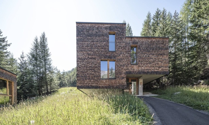 Großdorf Ski Chalet | Chalet Resort near Lake