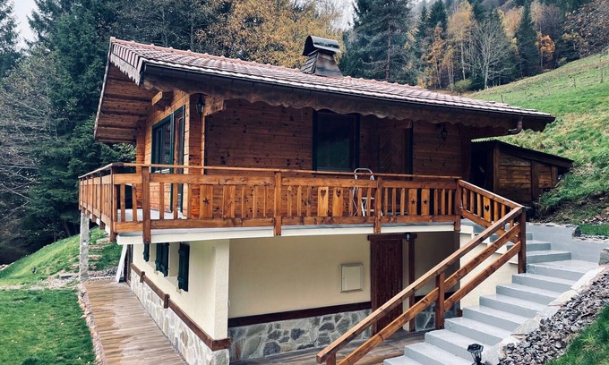 La Bresse Ski Chalet | Chalet sleeps 4-5. Comfort & Rustic!