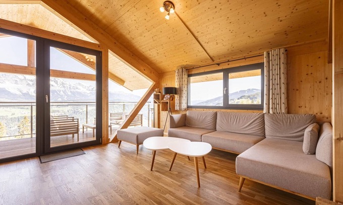 Pichl-Preunegg Ski Chalet | Chalet with panoramic sauna