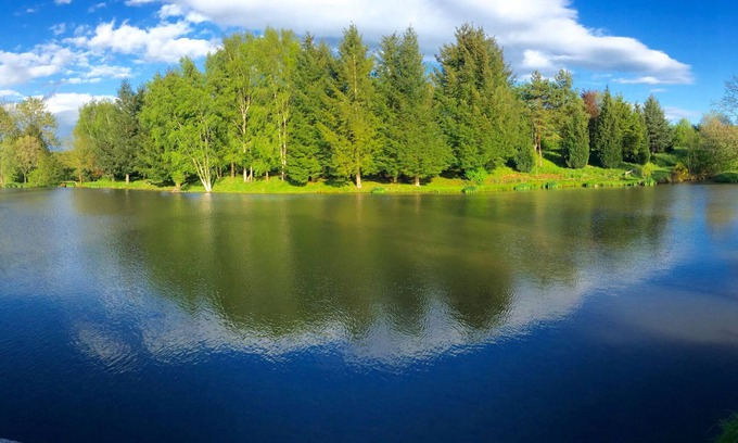 Brazey-en-Morvan Ski Chalet | Chalet with private lake, 4-person rental with NOKILL fishing