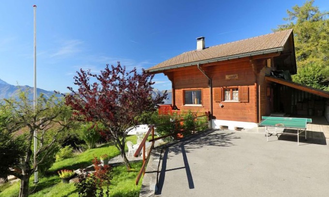 Barboleusaz House | Chalet Zan-Fleuron by Interhome