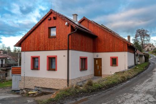 Hluboka House | Chaloupka Borůvka