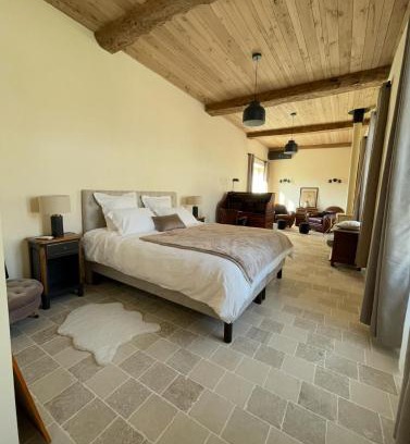Hiesville Bed & Breakfast | Chambre d'hôte de La Baumée
