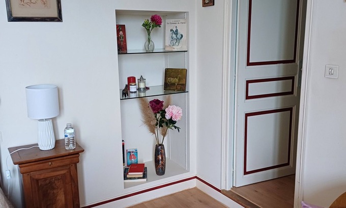 Montignac-Charente Bed & Breakfast | Chambre d'hote in Charentais house In the heart of a small village