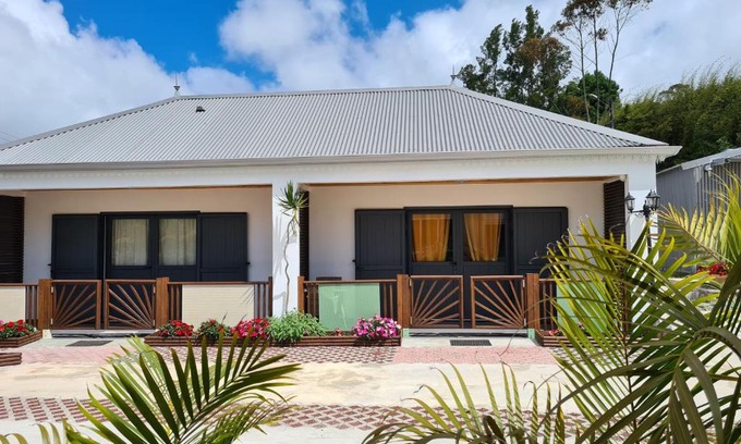 La Plaine-des-Palmistes Bed & Breakfast | CHAMBRES ET TABLES D'HOTE DU VOYAGEUR