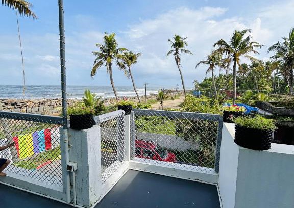 Vypin Bed & Breakfast | Chameleon Beach Resort, Cherai