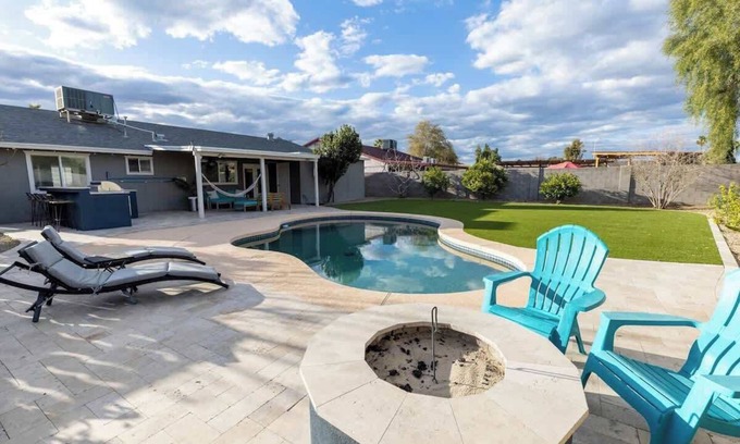 Chandler House | Chandler Oasis : 4BR Home Pool w/Backyard Paradise
