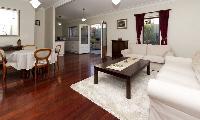 Burswood House | Character Home by City, River, Casino & Cafe Strip
