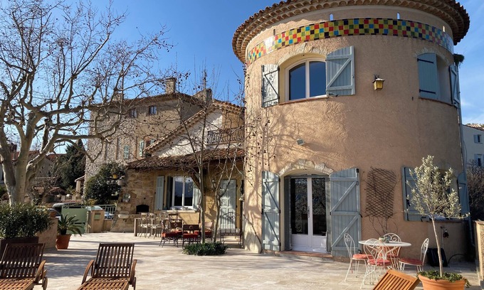 La Treille House | Character house in Marcel Pagnol's village with large terrace and view