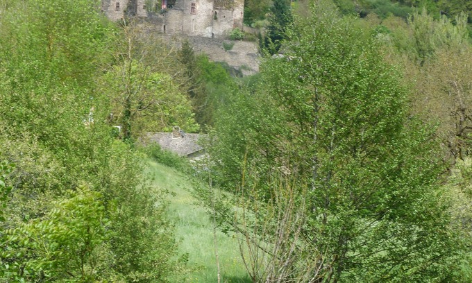Belcastel Apartment | Character property BELCASTEL Air-conditioned