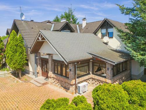 Vas County House | Charlie Vendégház