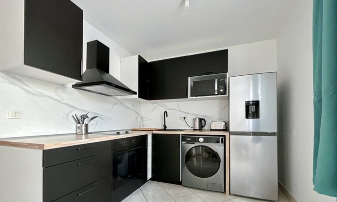 Ponthierry Apartment | Charming 2-room apartment with all mod cons