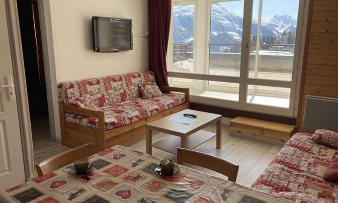 Orcieres-Merlette Apartment | Charmant 2 pièces cabine avec véranda, terrasse exposée sud, proche des pistes et commerces, WiFi inclus - FR-1-262-76