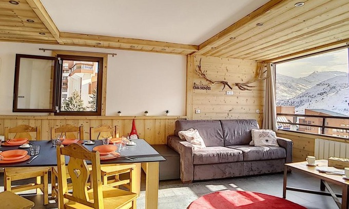 Les Menuires Apartment | Charmant Appart 3 pièces avec cabine, skis aux pieds, parking inclus - FR-1-344-796