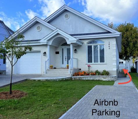 Saint-Hubert Apartment | Charmant appartement au sous-sol