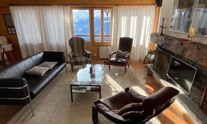 Chandolin Apartment | Charmant appartement duplex de 3,5 pièces situé au 5ème étage dans la résidence les Roches CDE, idéa