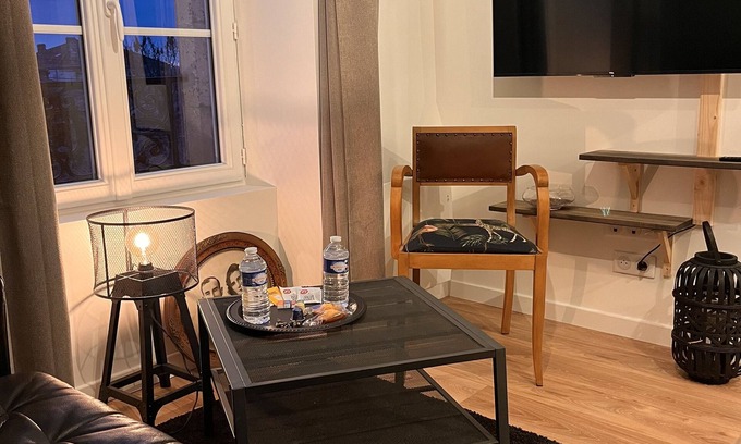 Angouleme Apartment | Charmant Appartement