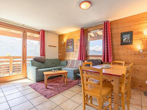 Aussois Apartment | Charmant Duplex à Aussois - 6 pers, Balcon, Parking - FR-1-840-21
