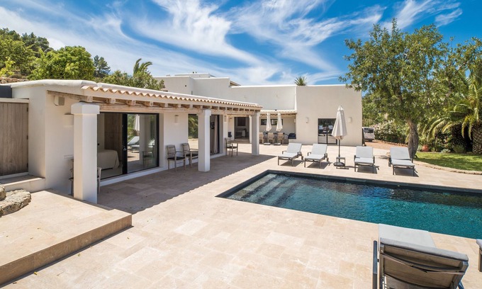 Sant Josep de sa Talaia Villa | Charming Finca completely renovated