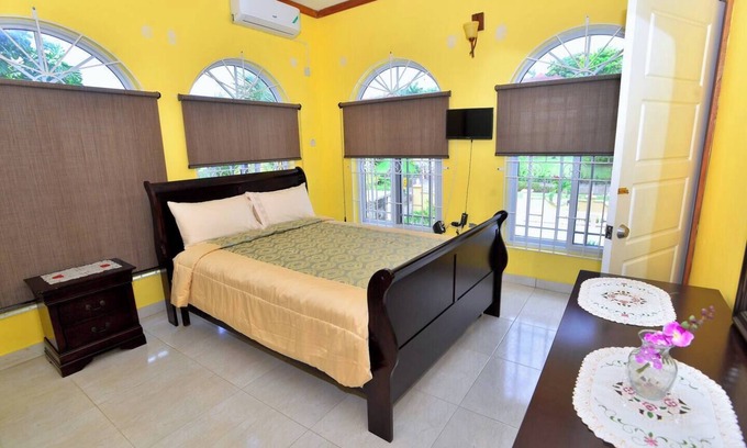 IronShore Estates Hotel | Charming 1-bedroom in iconic Montego Bay with WiFi, AC