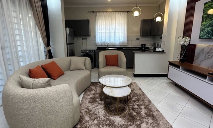 Kampala Apartment | Charming 1-bedroom apartment in brilliant Kampala with AC, WiFi
