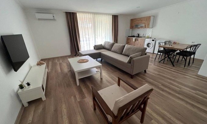 Kiris Apartment | Charming 1-bedroom apartment in wonderful Kiriş with AC, WiFi