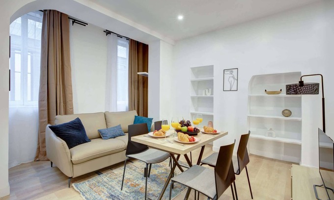 Bonne-Nouvelle Apartment | Charming 1BR in Montorgueil - Les Halles