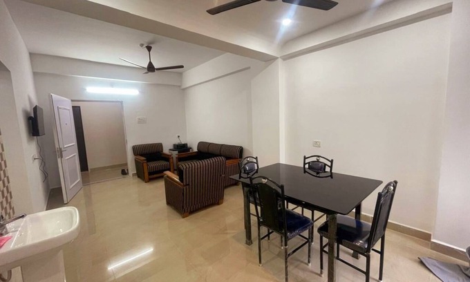 Sualkuchi Apartment | Charming 2-bedroom apartment with AC, WiFi, 2mins from Guwahati Airport