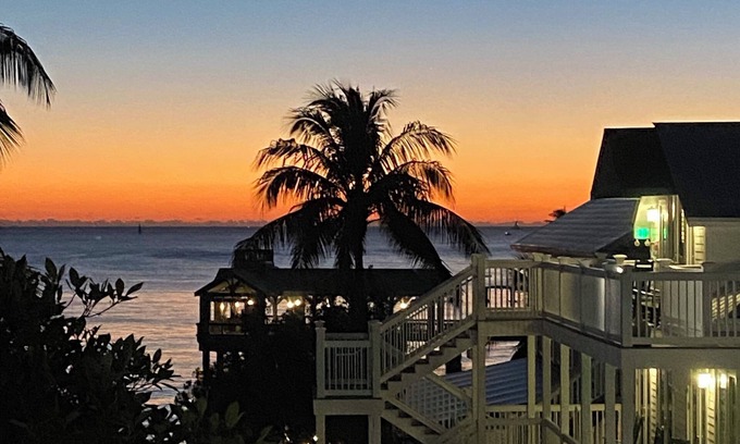 Uptown - Upper Duval Resort | Charming 2-bedroom condo at the spectacular Coconut Beach Resort!