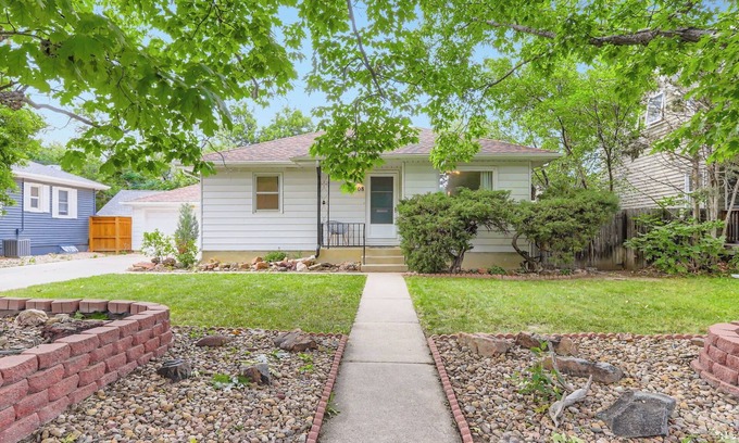 Longmont House | Charming 2-bedroom near downtown Longmont with AC Fully Remodeled