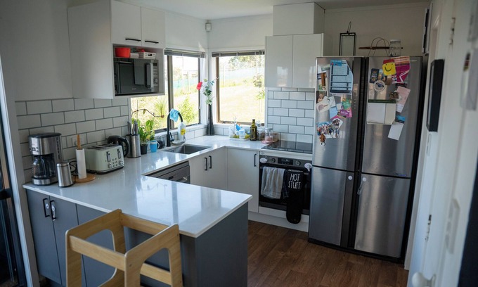 Gulf Harbour House | Charming 2-bedroom house in fabulous Whangaparāoa with WiFi, AC