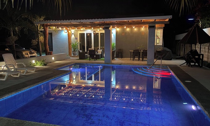 El Porvenir Boat Rental | Charming 2-bedroom house with WiFi, AC in adorable Las Isletas