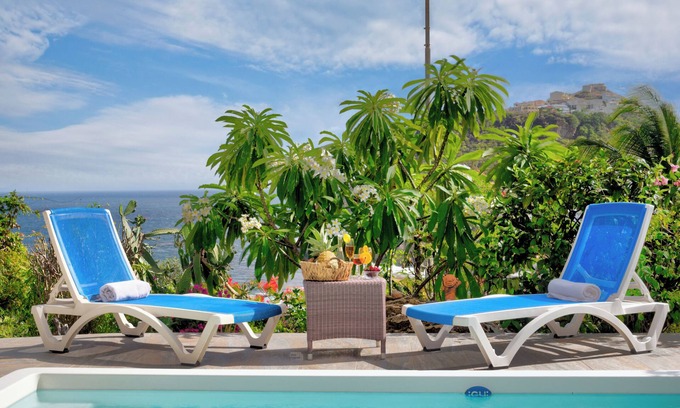 Point Blanche House | Charming 2-bedrooms Dream Cottage tranquil retreat in Pointe Blanche