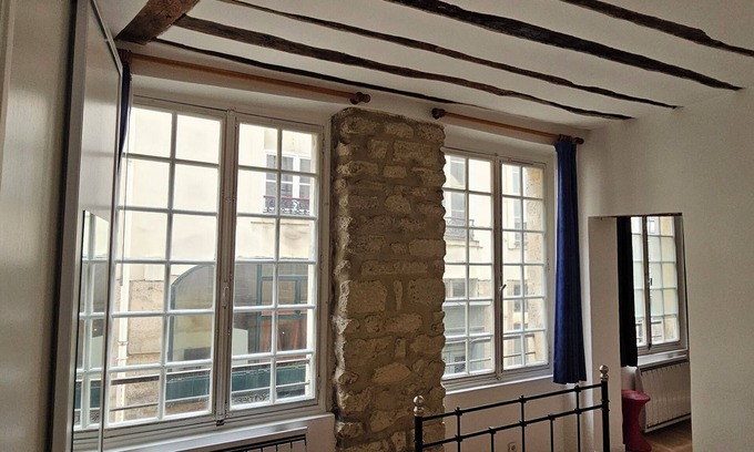 Arts-et-Metiers Apartment | Charming 2 rooms flat central Paris