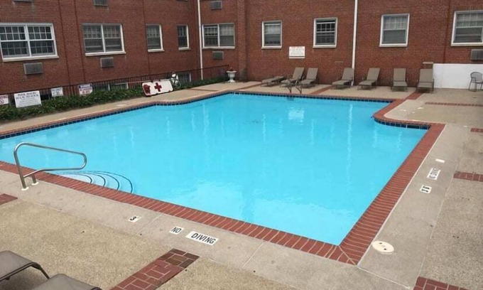 Grand Rapids Apartment | Charming 2BR Apartment in Historic Heritage Hill