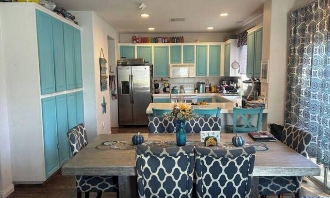 Santa Clarita House | Charming 3 Bedroom Pool &Hot Tub