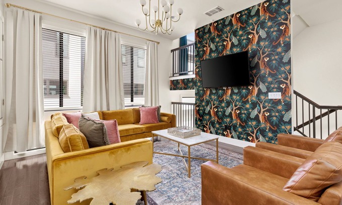 Tobin Hill House | Charming 3BR Townhome with Rooftop Views & Modern Luxury
