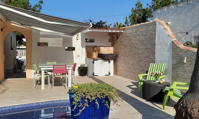 Els Poblets Villa | CHARMING AIR-CONDITIONED VILLA WITH PRIVATE POOL, GARDEN, NEAR THE SEA AND SHOPS