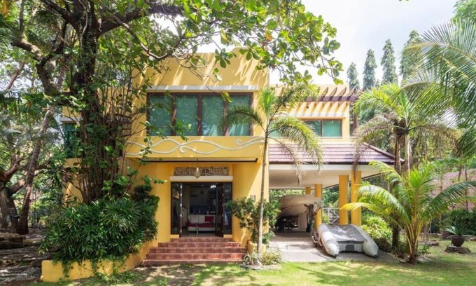 Lian House | CHARMING BEACH FRONT DEPENDANCE WITH JACUZZI