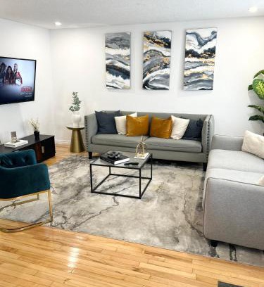 District Wright - Parc - de - la - Montagne House | Charming beautiful house 7mn to downtown Ottawa
