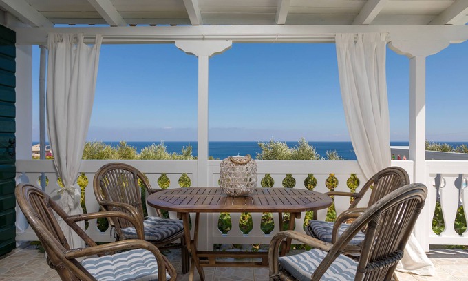 Korithi Cottage | Charming Cottage with Private Pool and magnificent sea views!