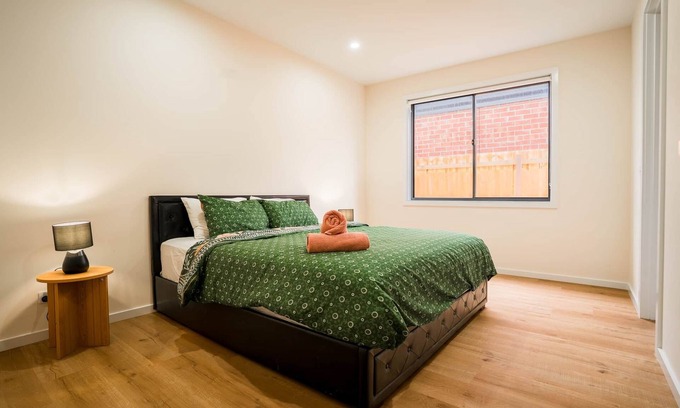 Plumpton House | Charming Deanside Home with Cosy Vibes