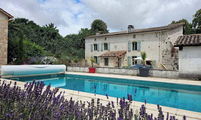 Theil-Rabier House | Charming French stone house with pool - Sleeps 10