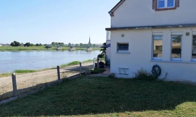 Saint-Pere-sur-Loire Cottage | Charming House for 6 in St Père-sur-Loire, Loire View