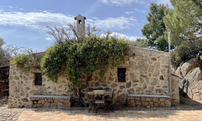 Orosei House | Charming house, beautiful garden, 10 minutes from the beach