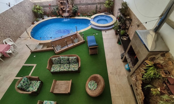 Bucaramanga House | Charming House, Convenient Location in Bucaramanga