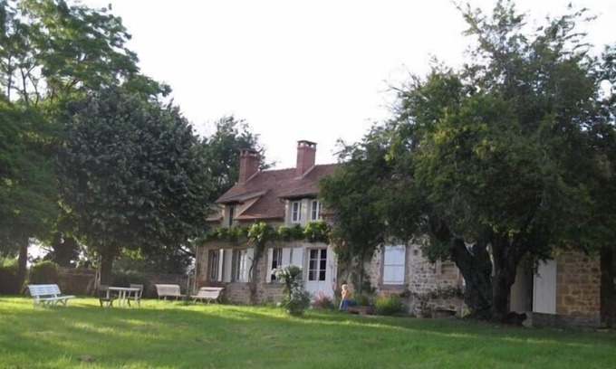 Vallon-en-Sully House | Charming house with large garden on the edge of the Tronçais forest