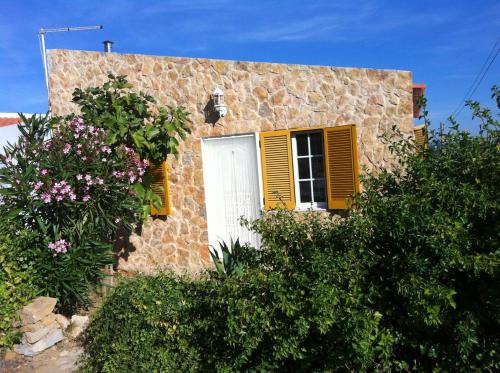 Serra da Pescaria House | Charming house in Nazaré with terrace and parking