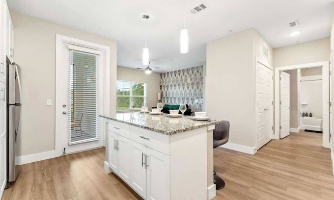 Southeast Orlando Apartment | Charming King Suite, Near Universal & Pet-Friendly